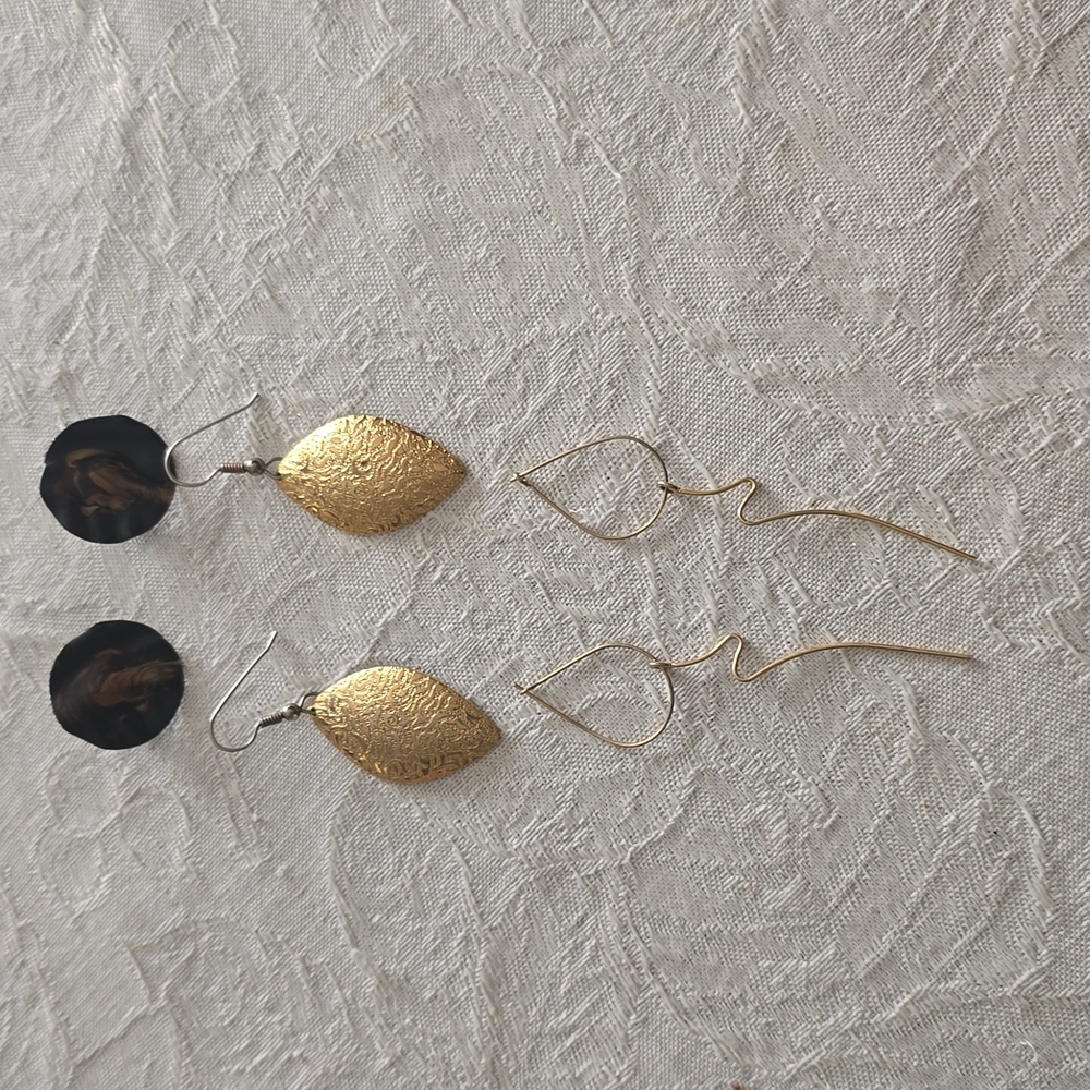 HOST PICK. Vintage.  3 Pairs of Earrings